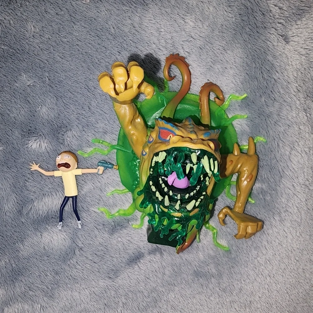 Adult Swim Rick and Morty - Morty Monster Mayhem Figure - Picture 1 of 6